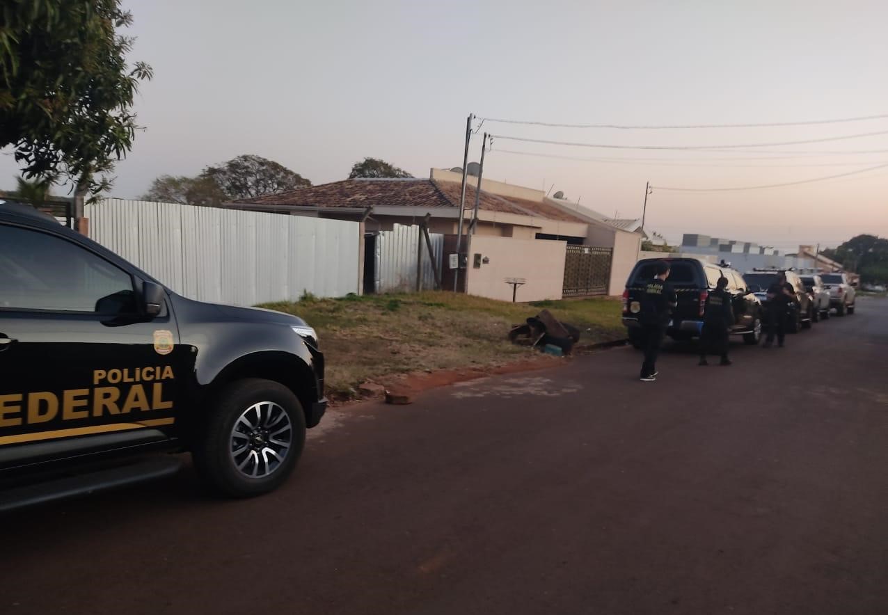Agentes saíram às ruas no início da manhã