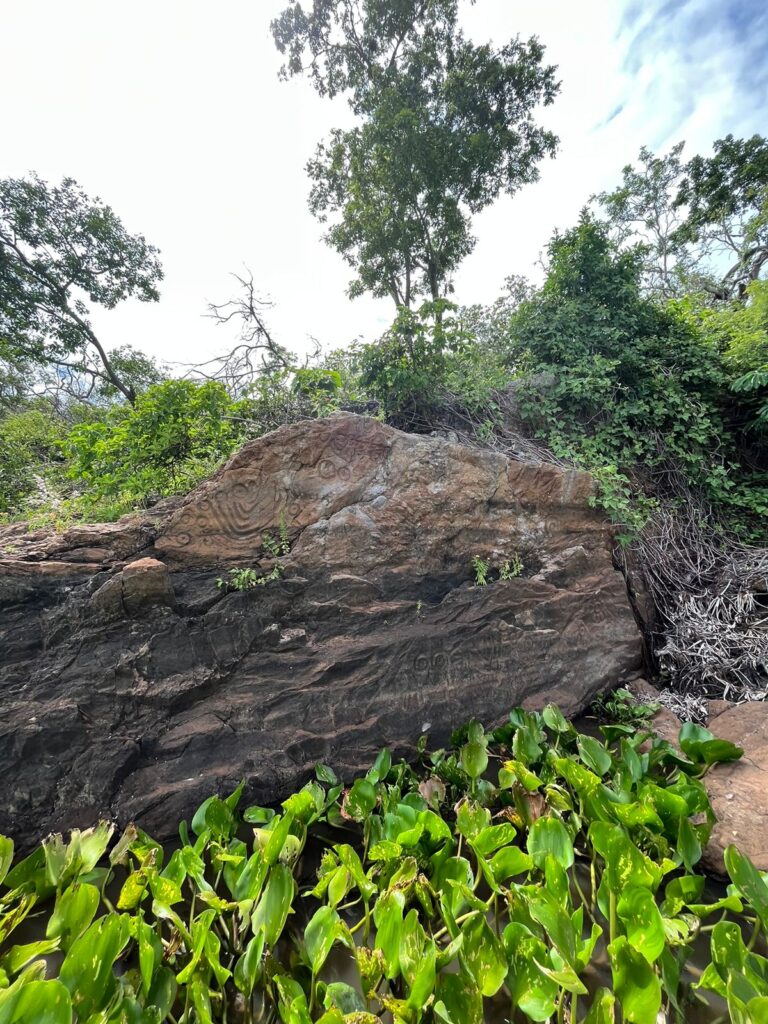 sitio arqueologico serra do amolar baia gaiva 