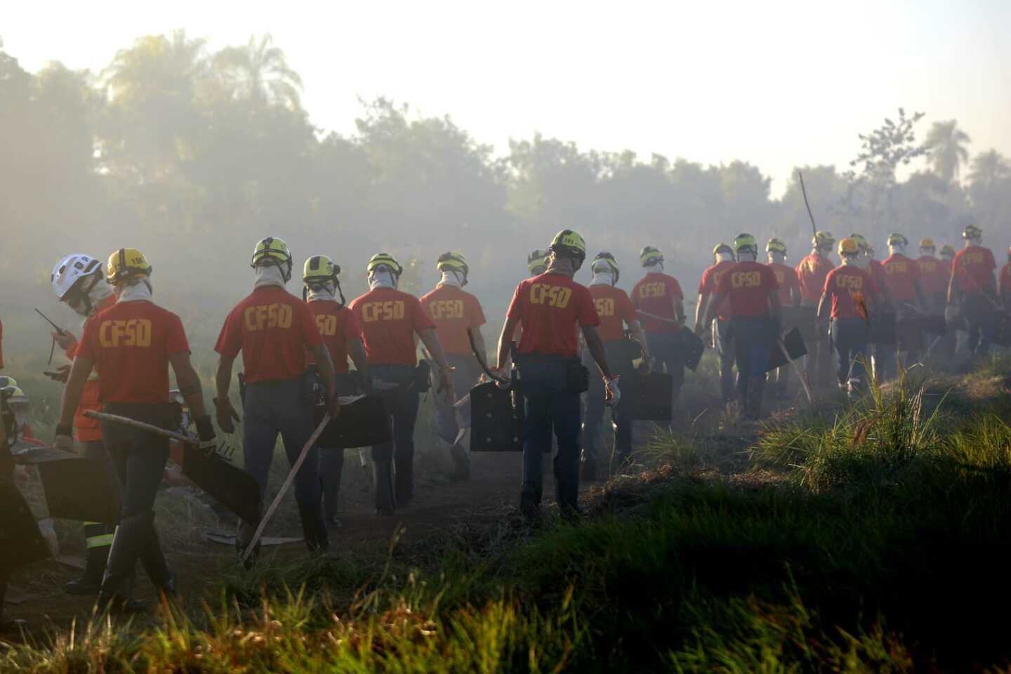 Alunos do corpo de Bombeiros passam por treinamento de combate Foto Saul Schramm10