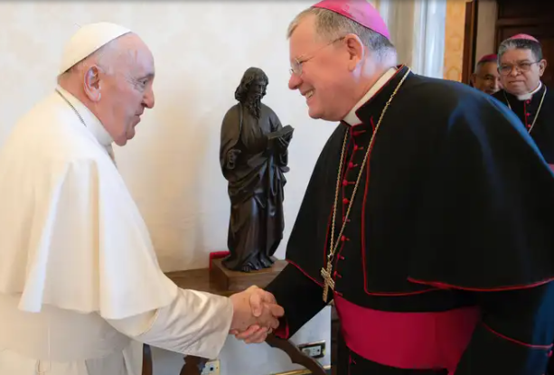 Dom Jaime Spengler encontra o papa