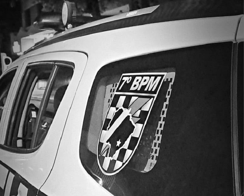 Pichações mobilizaram equipes de Força Tática do 7º BPM e levaram ao ponto de tráfico de drogas / Divulgação/7º BPM
