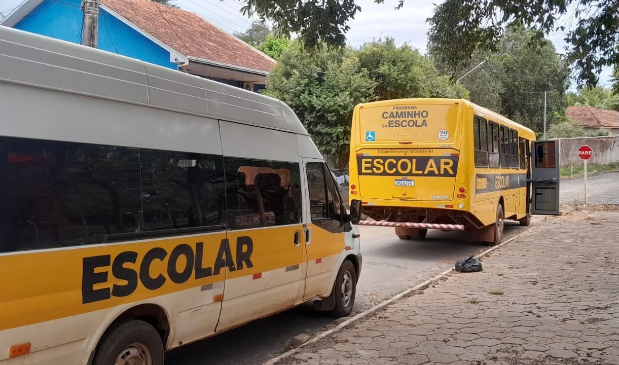 Demtrat realiza vistoria em veículos do transporte escolar de Bonito2