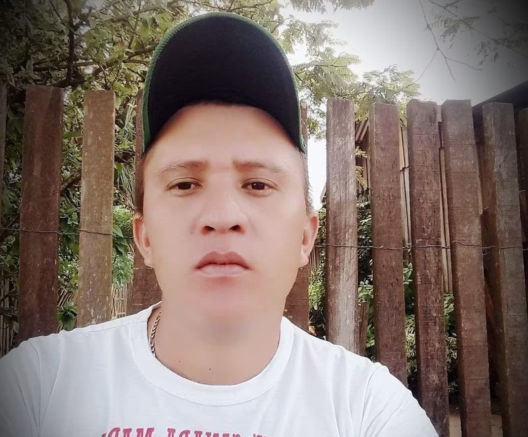 Renato foi contratado para realizar um serviço de extração de postes de madeira em uma propriedade rural localizada na região conhecida como Campo dos Índios