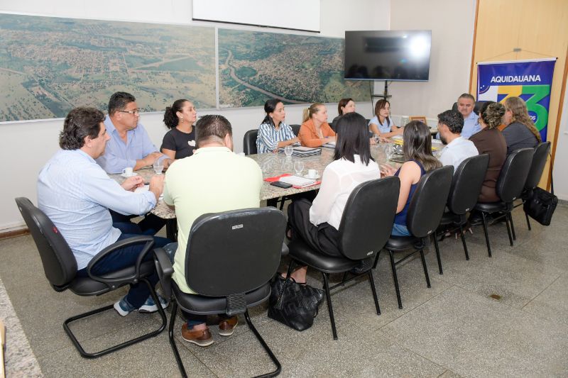 Reunião debate avanços no atendimento às crianças com TEA em Aquidauana2