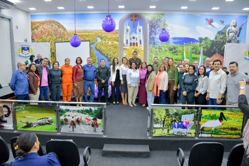 Seminário regional discute políticas de proteção às mulheres em Aquidauana8