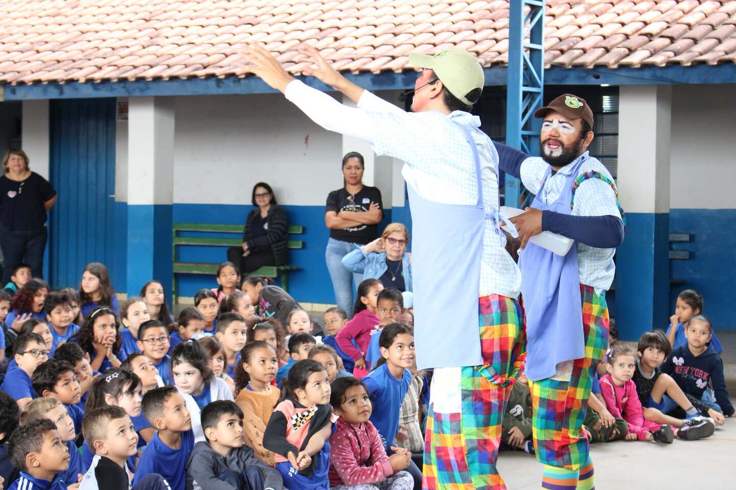 Alunos de Anastácio participam de teatro sobre sustentabilidade2