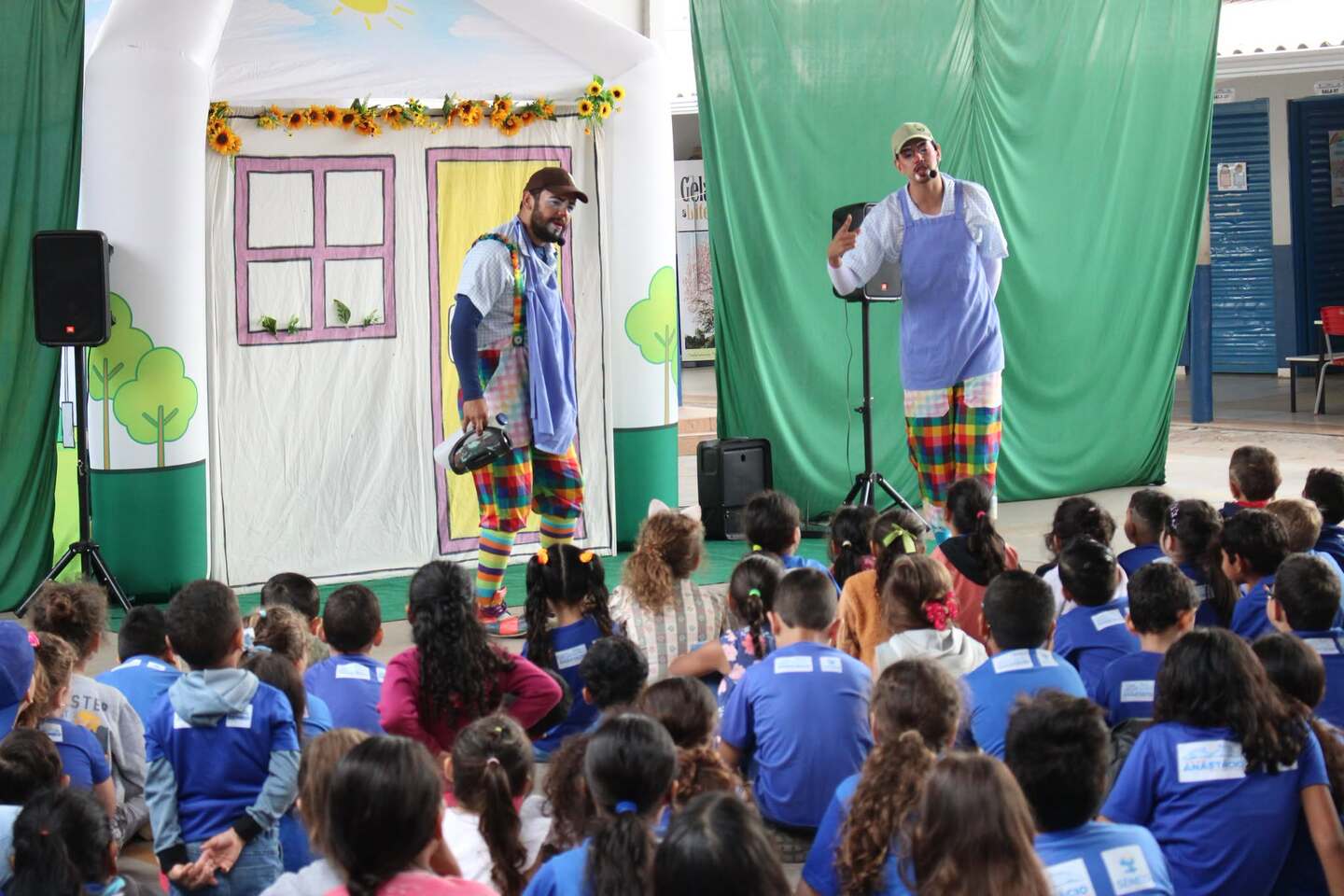Alunos de Anastácio participam de teatro sobre sustentabilidade3