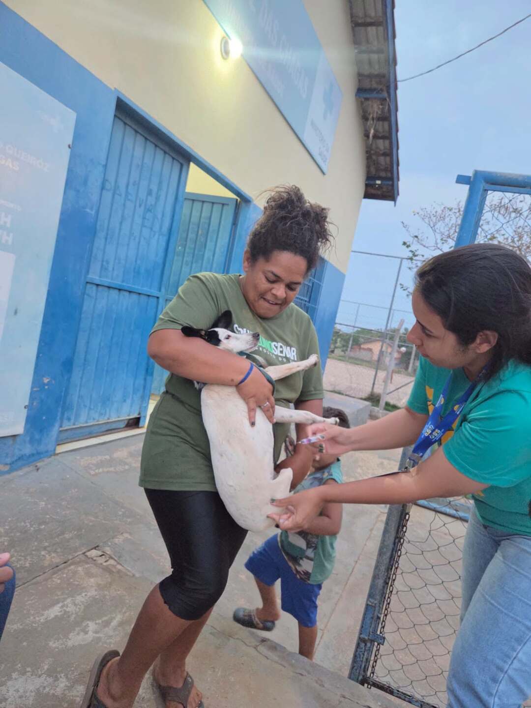 Dia D reforça vacinação contra a raiva e prevenção em Anastácio5