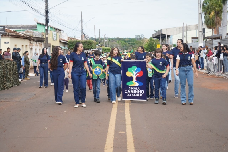 Nioaque leva civismo e tradição às ruas no desfile de 7 de Setembro2